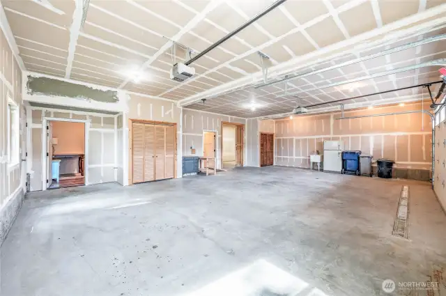 3 Bay Garage