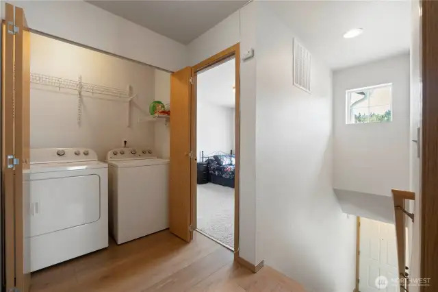 The washer and dryer stay!