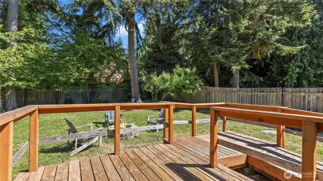 Ramp to deck on the right.