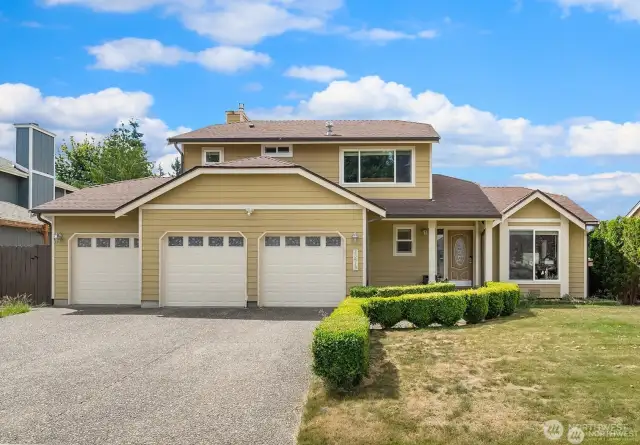 3-car Garage
