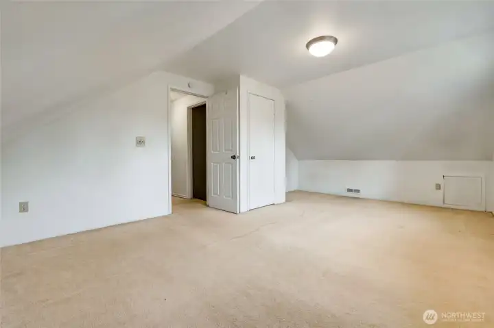 Bedroom 4 or office/rec room