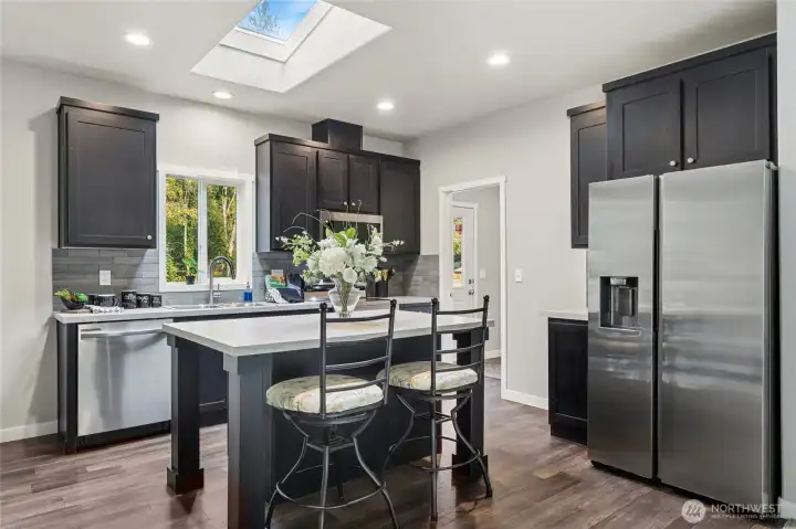 Island/Stainless/42 " Cabinets