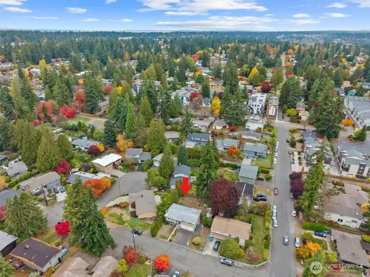 What an amazing location.  Great cul-de-sac setting, quiet, private street yet so close to your easy commute and all the amenities