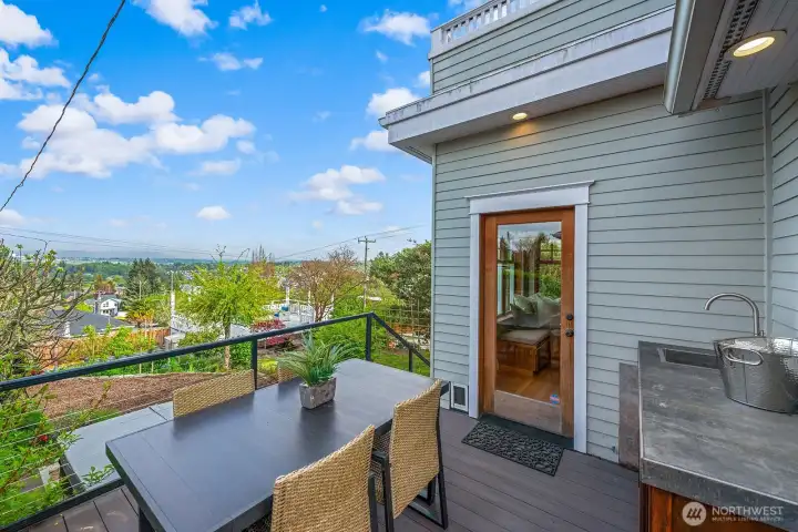 Deck and BBQ off of kitchen.