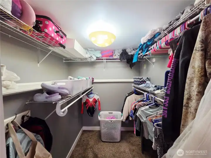 walk-in closet
