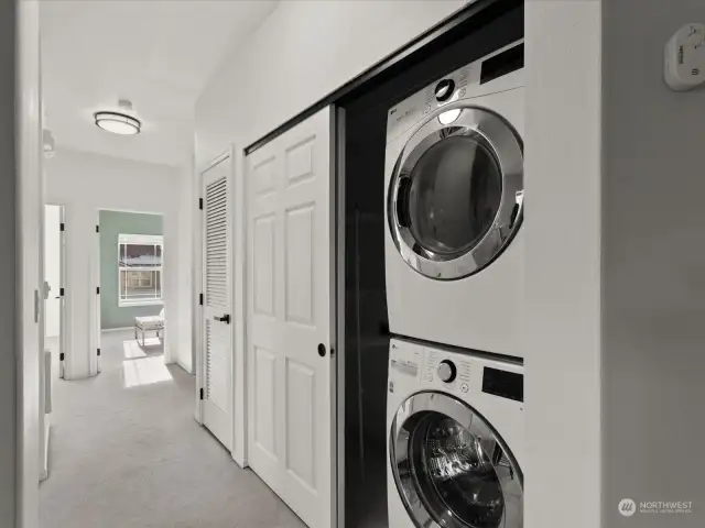 Full size washer & dryer stay.