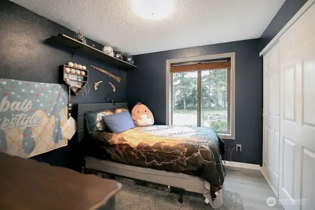 2nd Bedroom