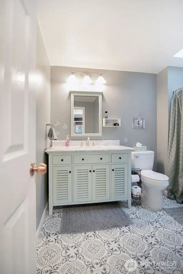 Main Bathroom