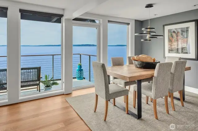 ~formal dining area will hold larger table