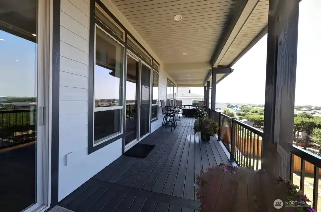 Full deck on Main Level with two sliding dooors