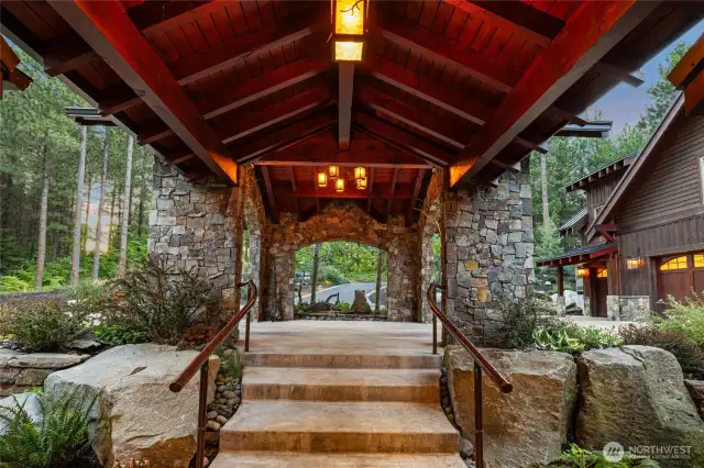 Porte Cochere