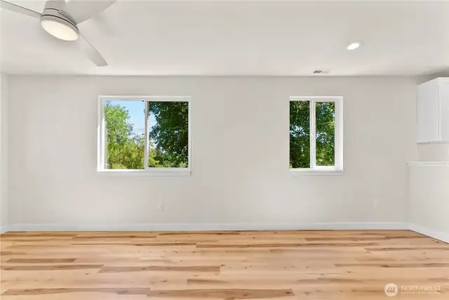 Living/dining area