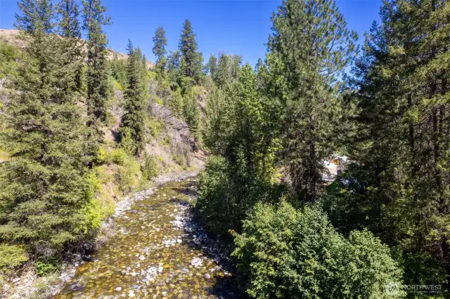 The river lies snug against a steep canyon offering dramatic scenery and privacy.