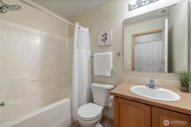 Upstairs Bathroom 3