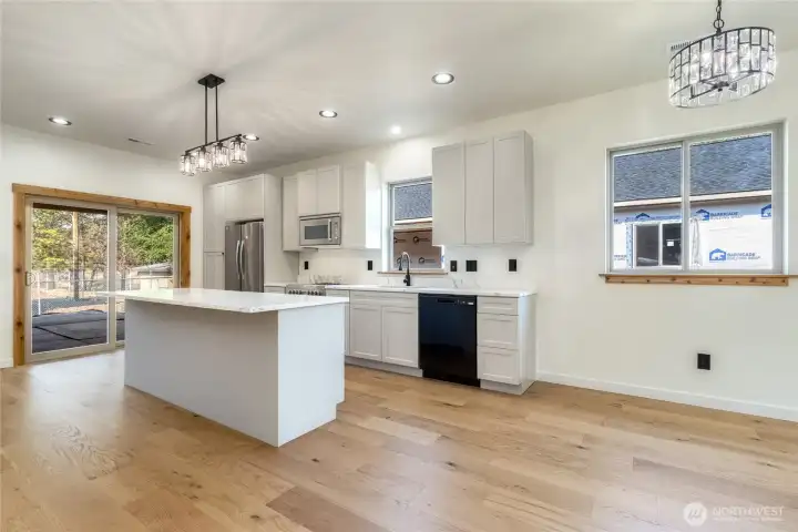 Kitchen (Virtually Staged)