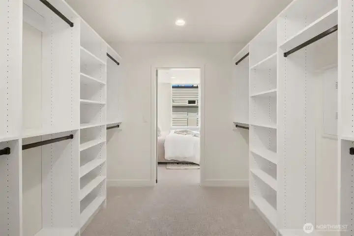 Photo from 1615-B with similar finishes and floor plan