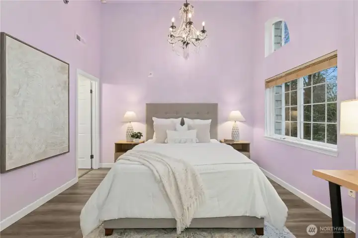 Primary also comes equipped with a full bath.