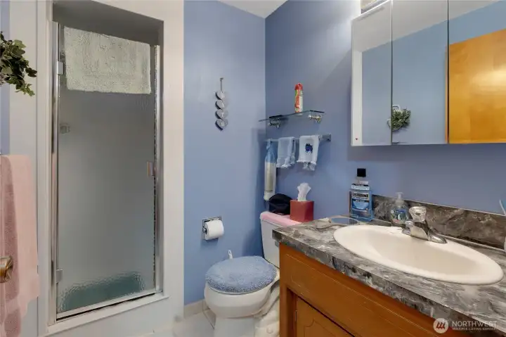 Bath off primary