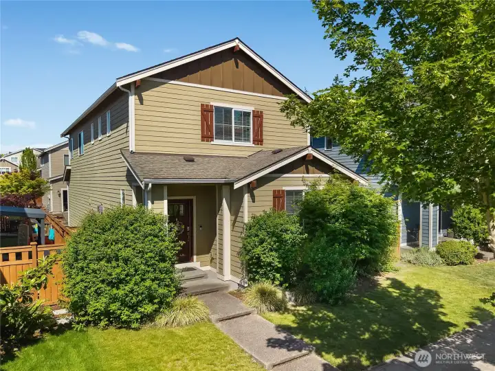 When driving up to this beautiful home, this kind of curb appeal makes you want to slow down and take a second look!