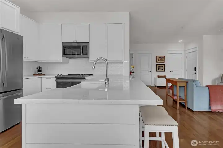 Subway tile kitchen backsplash