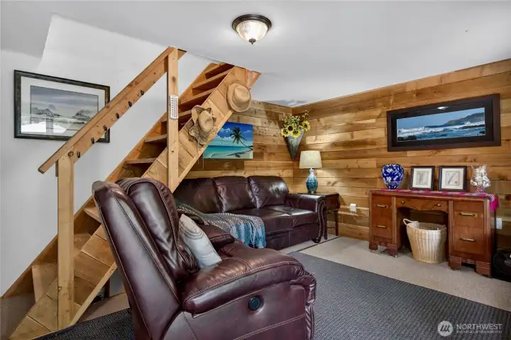 Main cabin's living room