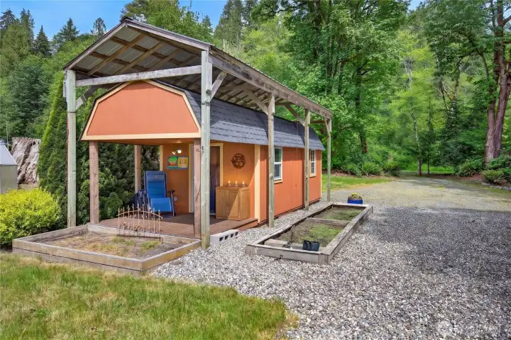Kitchen cabin
