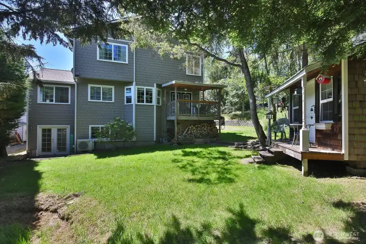 Spacious backyard