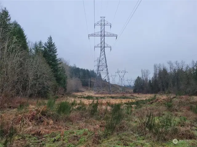 View to SSE along power distribution line.