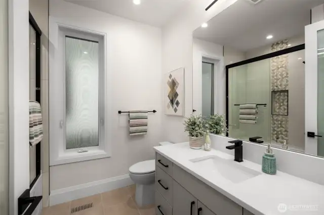 Well appointed upstairs hall bath