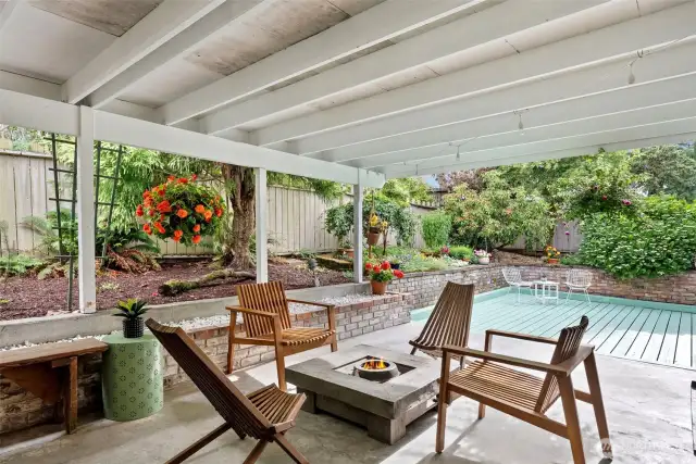 This backyard is a true gem!