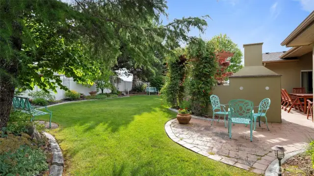 Beautifully landscaped retreat