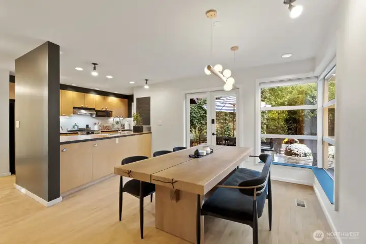 Dinner parties and summer BBQ's are a breeze here, with easy indoor-outdoor flow between the dining room, kitchen and patio.