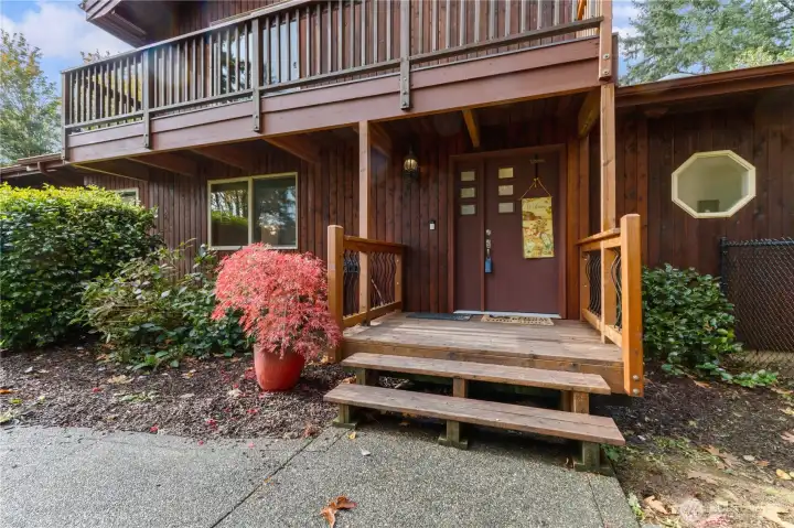 Custom cedar home with almost 4000 Sq Ft. of spacious living.