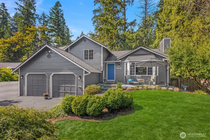 Welcome to your new Plateau home in highly sought after Sammamish! So much to enjoy! We invite you to tour in person!