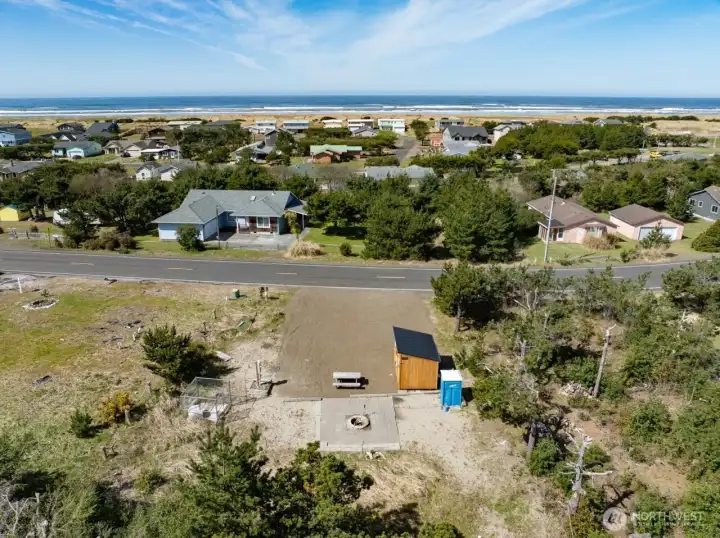 Ocean is just a few blocks away.