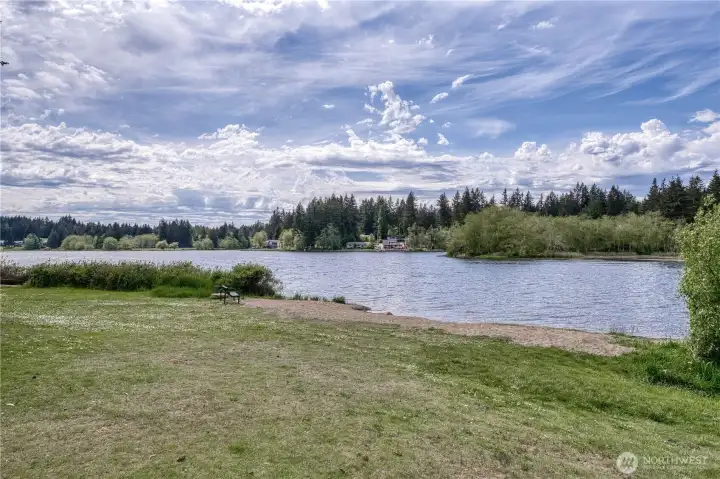 Access to lake Symington for paddle boarding & kayaking