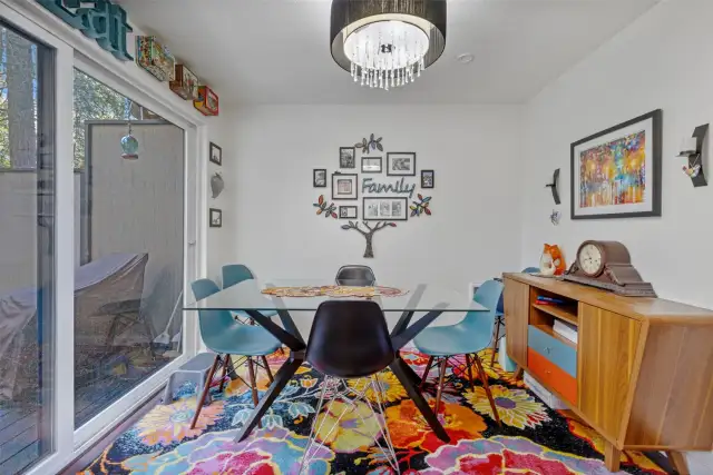 Light and Bright Dining Room