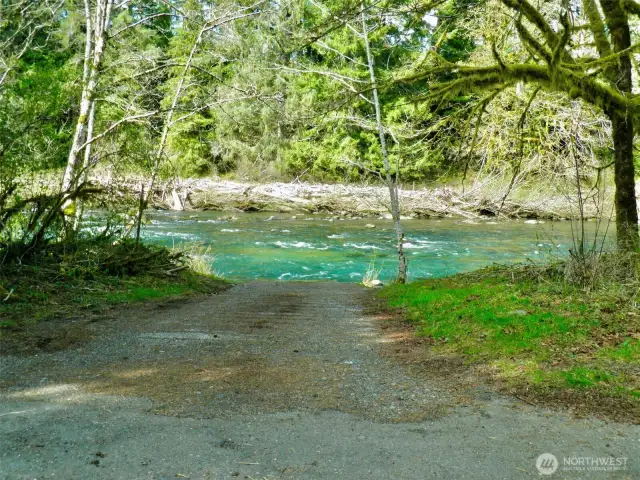 Nearby boat launch into the Sol Duc River.
