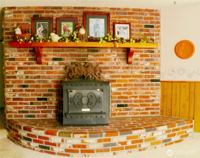 Warm & toasty woodstove centrally located!
