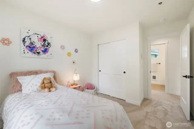 Model unit