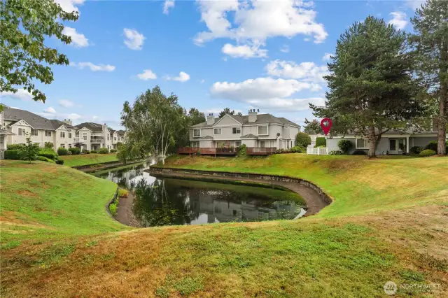 The Lakes is a lovely neighborhood close to everything; the airport, freeways, shopping and more