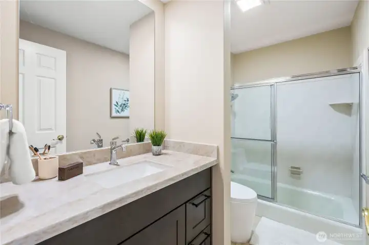 Full hall bath accross from main floor 2nd bed