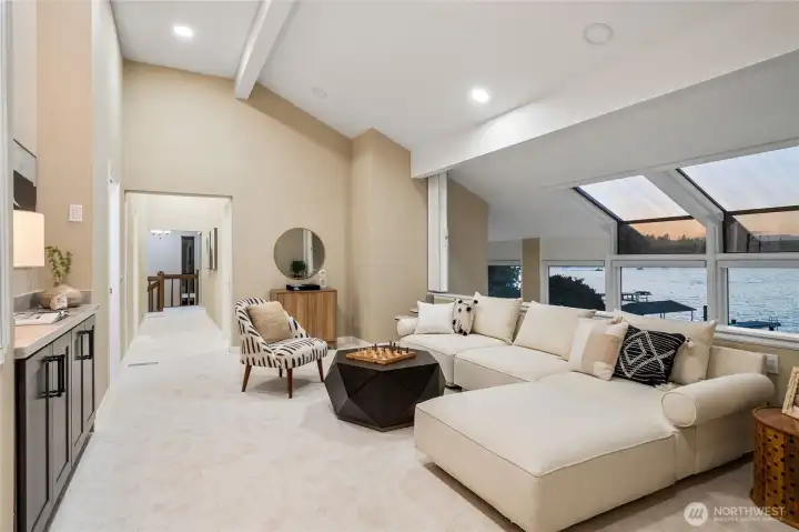 Family Room/Loft. Accordion blinds/TV Room