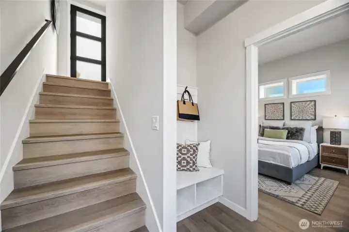 Alley Entry w/ Built-In Bench.