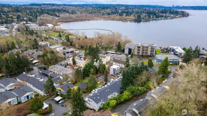 Bay View Estates 2 blocks from Juanita Beach Park and restaurants