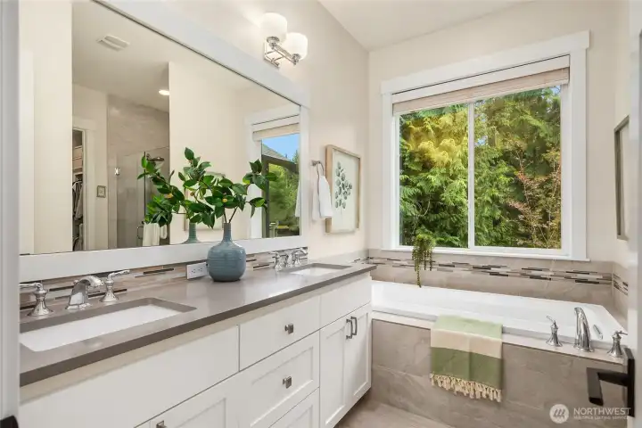 Luxury primary bath.. spa like feeling