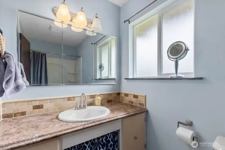 Private primary bath.