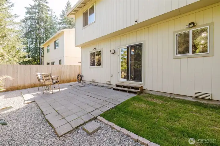 Low maintenance yard, but you still have privacy!