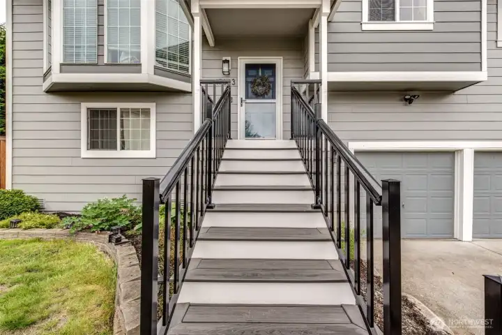 extra wide staircase composite
