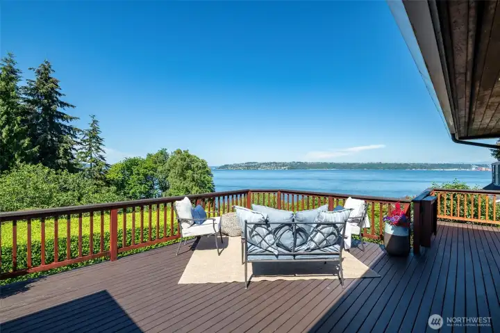 Wake up to Commencement Bay views so expansive, you'll feel the water is your own. Watch Wednesday evening sailboat regattas, marvel at yachts, cargo ships, and sea planes, thrill at the December Christmas Boat Parade, and catch the occasional Orca surfacing while Bald Eagles soar overhead. The Fourth of July fireworks? Front-row seats. Straight north, Browns Point Lighthouse anchors a sweeping panorama that takes in Vashon Island, the Cascade foothills, and from the deck and upper southeast bedroom with a stunning Mt. Rainier view to the northeast. This is Tacoma's ultimate view property.The chef's kitchen is equally extraordinary, anchored by a Sub-Zero refrigerator, Miele espresso machine, Gaggenau oven, and steam oven. It opens to an enormous deck purpose-built for entertaining with that breathtaking panorama as your backdrop.This beautiful brick home was remodeled to the studs in 2005, and the current owner has continued investing into the exterior amenities that include; extensiv Wake up to Commencement Bay views so expansive, you'll feel the water is your own. Watch Wednesday evening sailboat regattas, marvel at yachts, cargo ships, and sea planes, thrill at the December Christmas Boat Parade, and catch the occasional Orca surfacing while Bald Eagles soar overhead. The Fourth of July fireworks? Front-row seats. Straight north, Browns Point Lighthouse anchors a sweeping panorama that takes in Vashon Island, the Cascade foothills, and from the deck and upper southeast bedroom with a stunning Mt. Rainier view to the northeast. This is Tacoma's ultimate view property.The chef's kitchen is equally extraordinary, anchored by a Sub-Zero refrigerator, Miele espresso machine, Gaggenau oven, and steam oven. It opens to an enormous deck purpose-built for entertaining with that breathtaking panorama as your backdrop.This beautiful brick home was remodeled to the studs in 2005, and the current owner has continued investing into the exterior amenities that include; extensiv